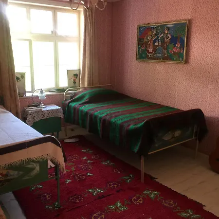 Guest house The Pink House *