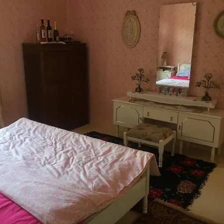 Gasthof The Pink House Polkovnik Serafimovo