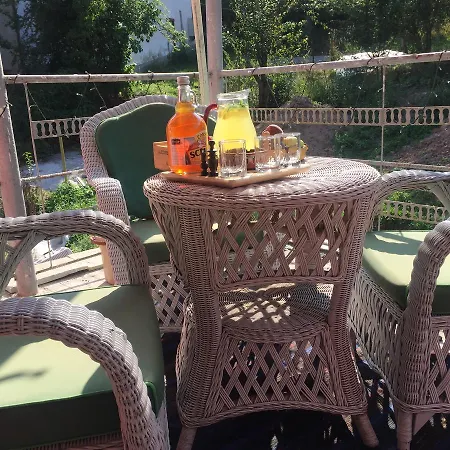 The Pink House Guest house Polkovnik Serafimovo