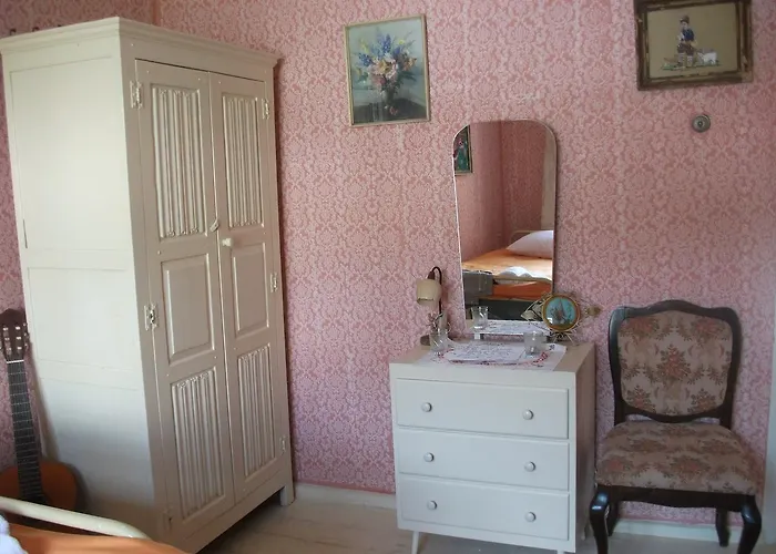 Guest house The Pink House Polkovnik Serafimovo