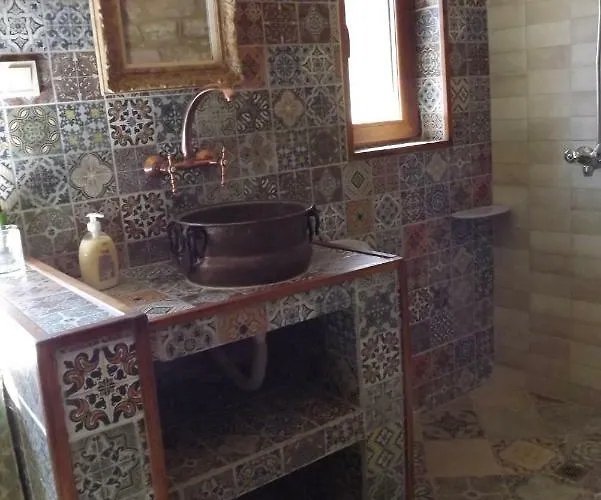 Guest house The Pink House *